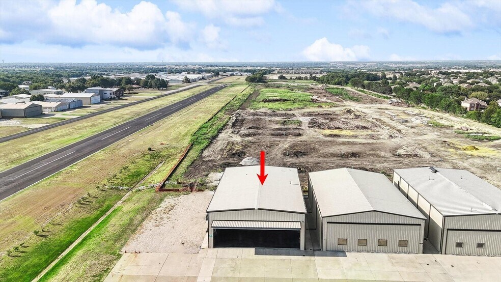 9408 Learjet Ln, McKinney, TX à vendre - Photo du bâtiment - Image 2 de 20