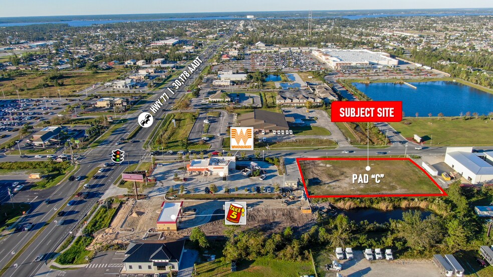 2401 Fl-77, Lynn Haven, FL à louer - Photo du bâtiment - Image 1 de 3