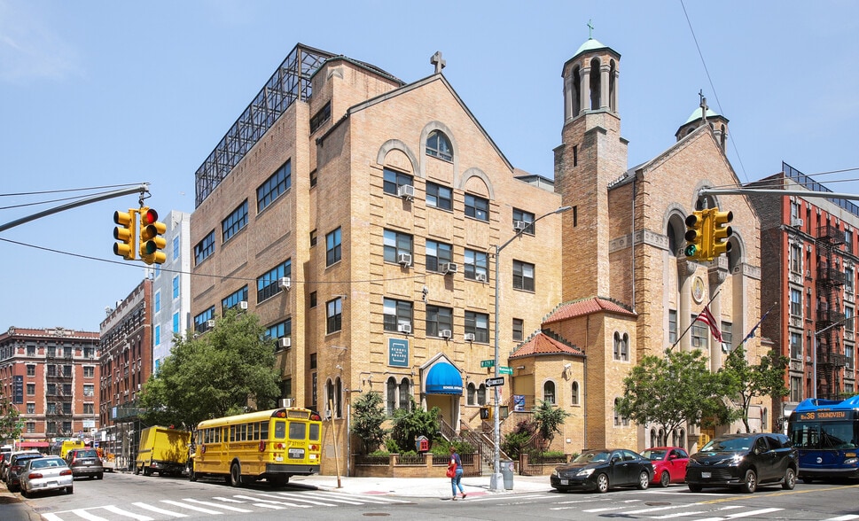 124 Wadsworth Ave, New York, NY for lease - Building Photo - Image 3 of 20