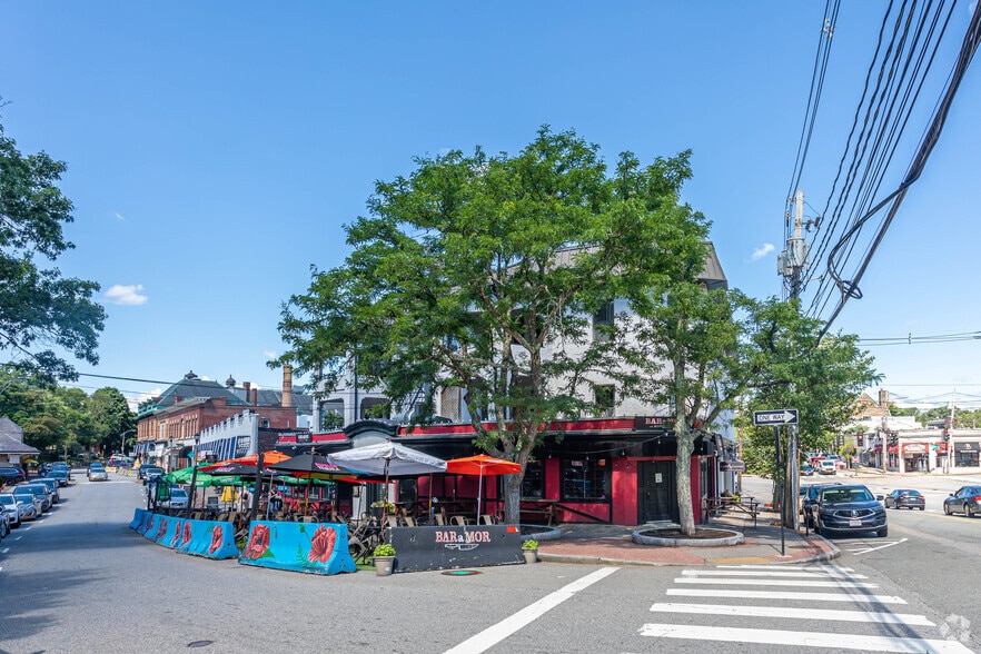 47-61 Langley Rd, Newton, MA for lease - Building Photo - Image 3 of 5