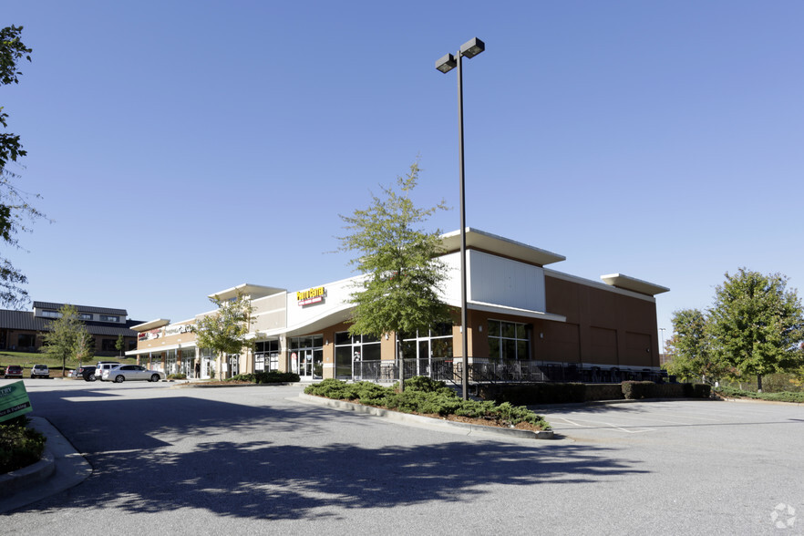 Epps Bridge Pky, Athens, GA for lease - Primary Photo - Image 1 of 4