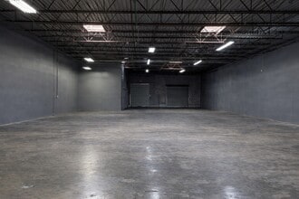 1700 Wirt Rd, Houston, TX for lease Interior Photo- Image 2 of 2