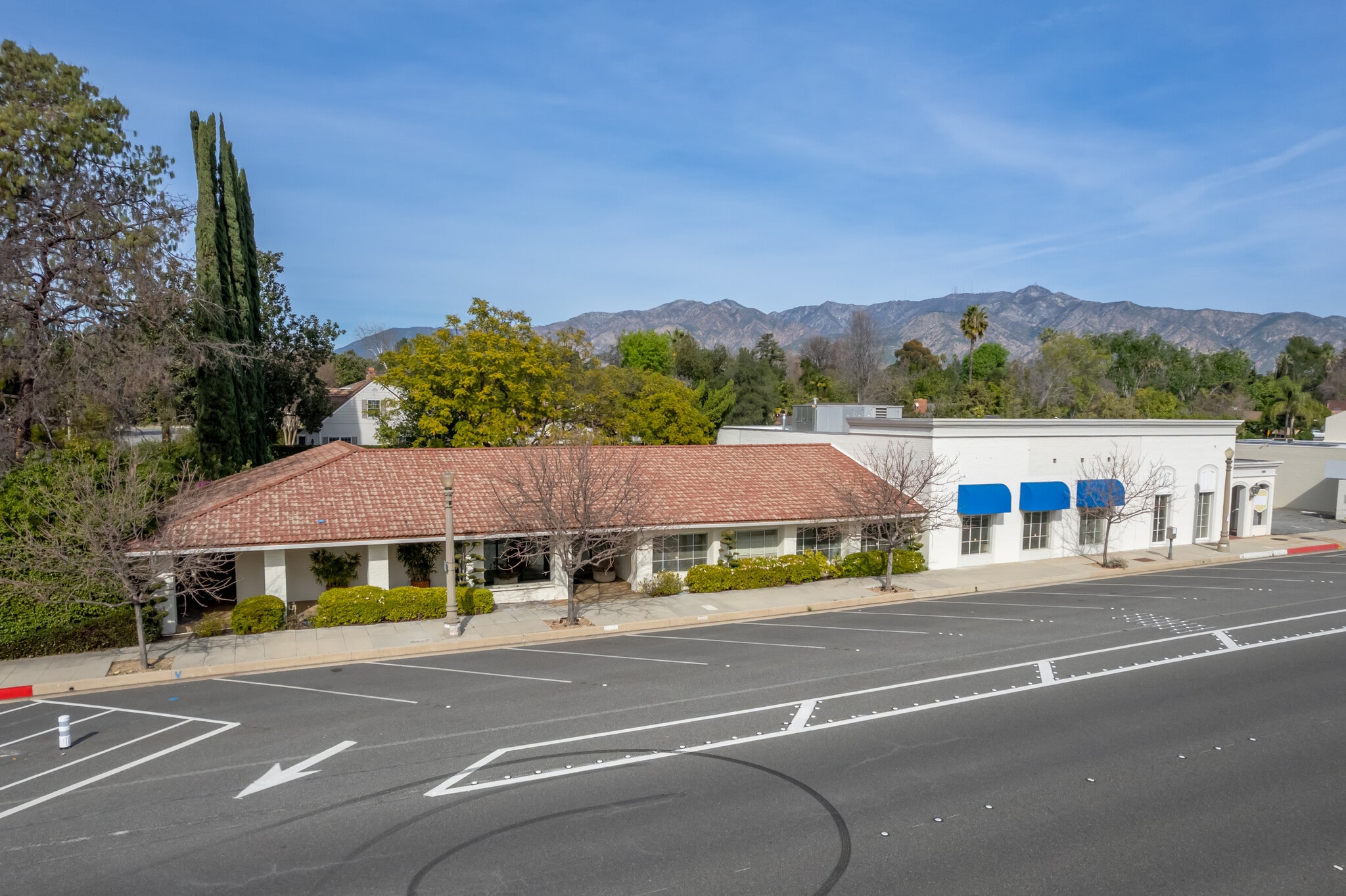 2065-2095 Huntington Dr, San Marino, CA for sale Primary Photo- Image 1 of 54