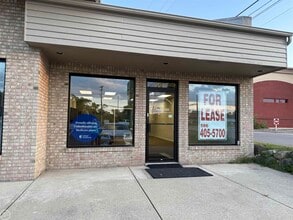 8070-8078 21 Mile Rd, Shelby Township, MI à louer Photo intérieure- Image 2 de 7