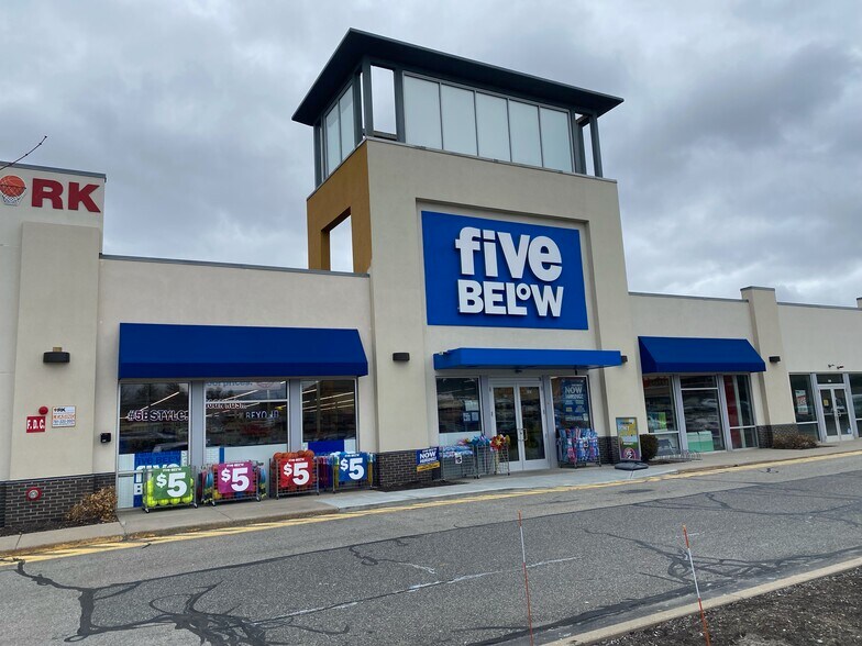 191-199 Boston Post Rd W, Marlborough, MA à louer - Photo du bâtiment - Image 3 de 7