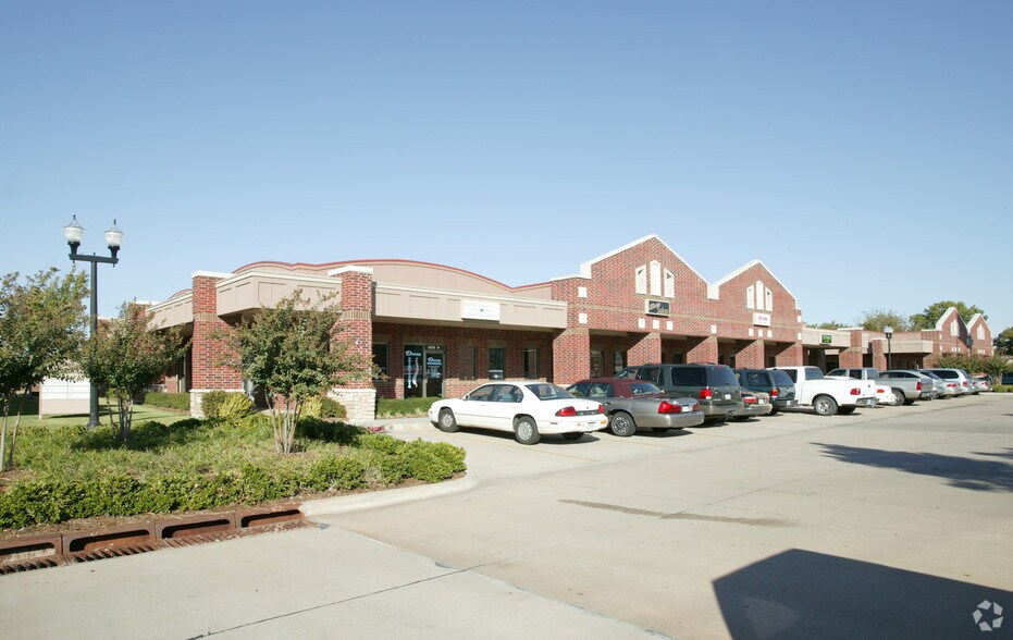 1401 S Douglas Blvd, Midwest City, OK à vendre - Photo du bâtiment - Image 2 de 17