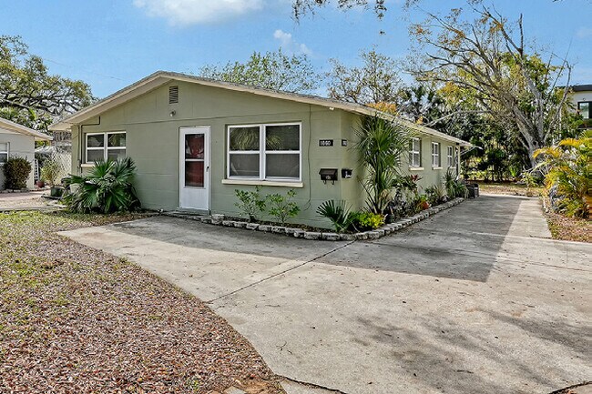 Plus de détails pour 1860 7th St, Sarasota, FL - Spécialité à vendre