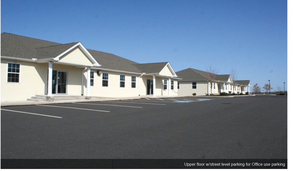 1610 W Main St, Collegeville, PA à louer - Photo du bâtiment - Image 3 de 9