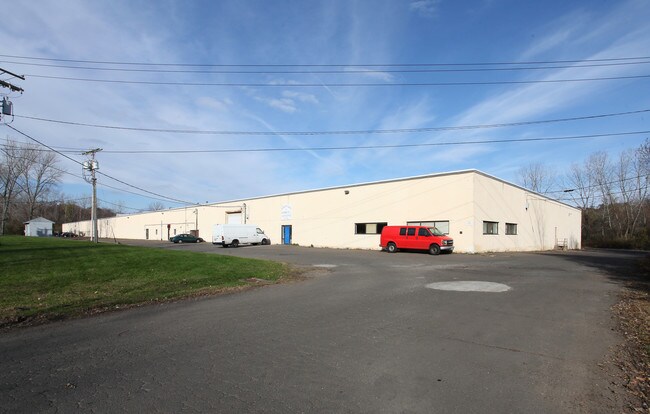 Plus de détails pour 281-283 Dogburn Rd, West Haven, CT - Industriel à louer