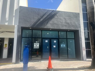 Plus de détails pour 1917 Harrison St, Hollywood, FL - Vente au détail à louer