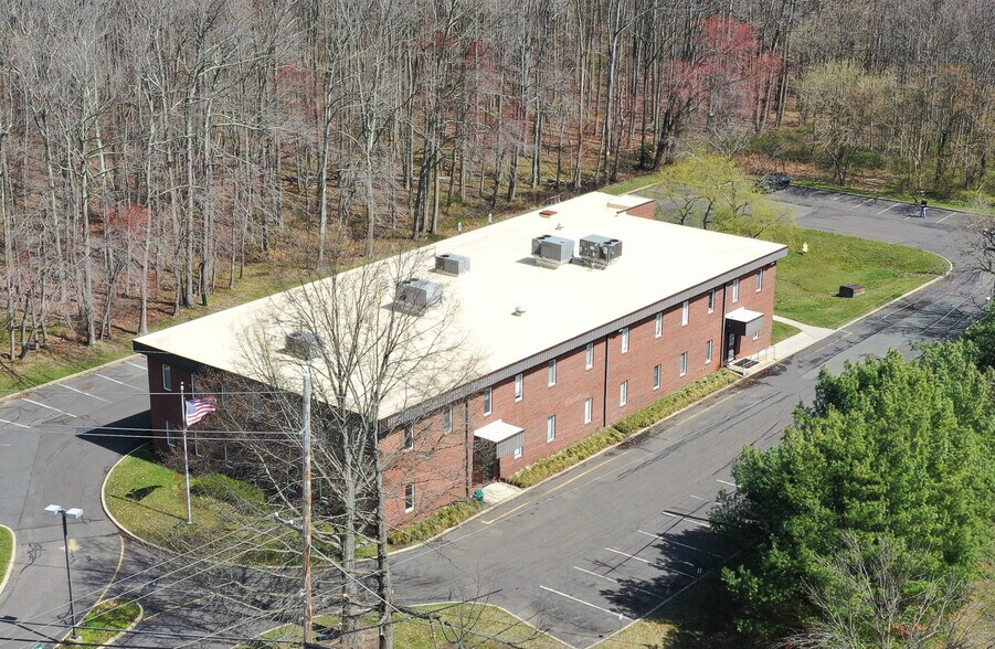 1675 Whitehorse Mercerville Rd, Hamilton, NJ à louer - Photo du bâtiment - Image 3 de 9