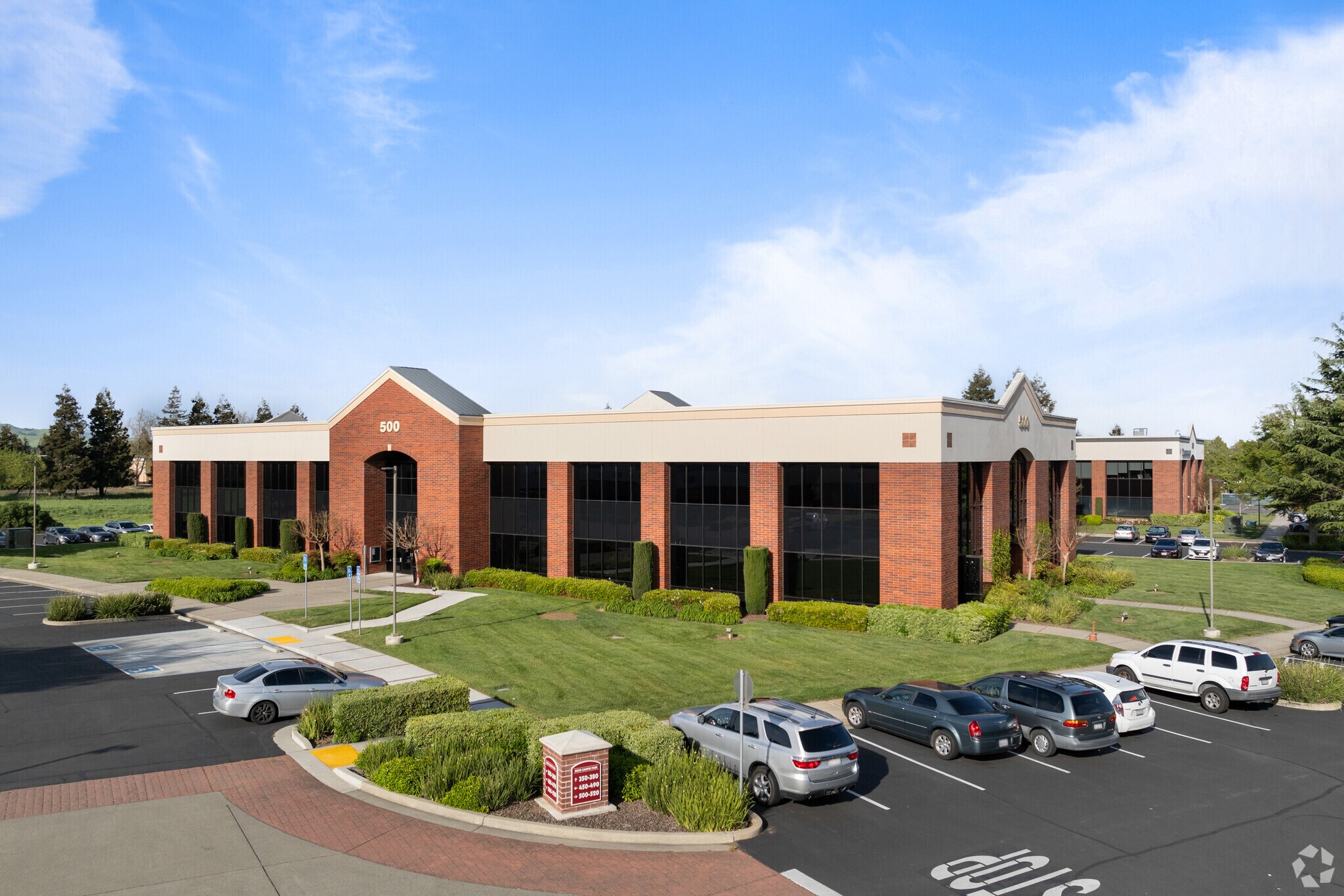 500 Chadbourne Rd, Fairfield, CA à vendre Photo principale- Image 1 de 11