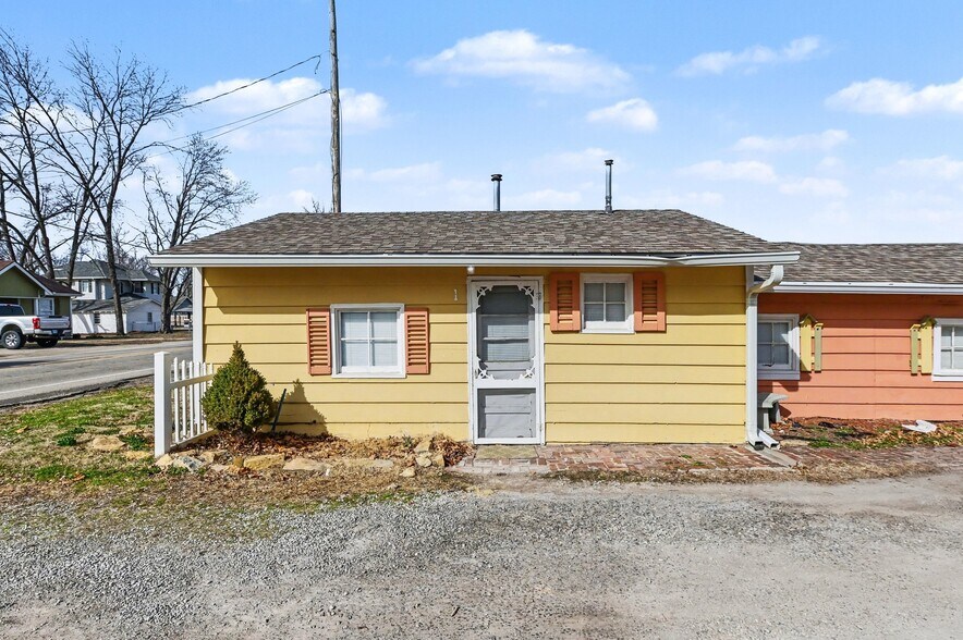 308 Chestnut St, Silver Lake, KS à vendre - Photo du bâtiment - Image 2 de 53