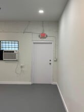 13280 NW 43rd Ave, Opa Locka, FL à louer Photo intérieure- Image 1 de 9