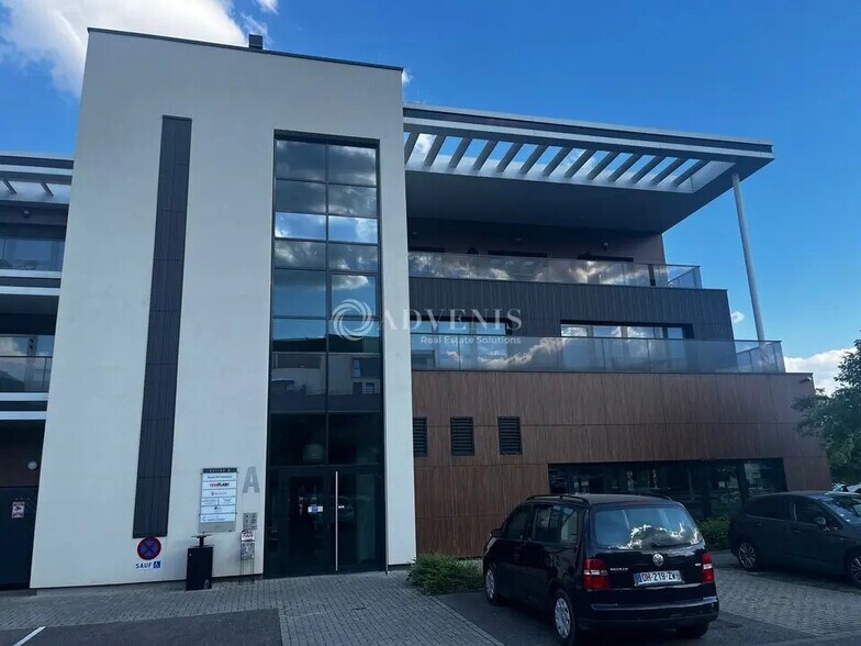 Bureau dans Obernai à louer - Photo du bâtiment - Image 2 de 8
