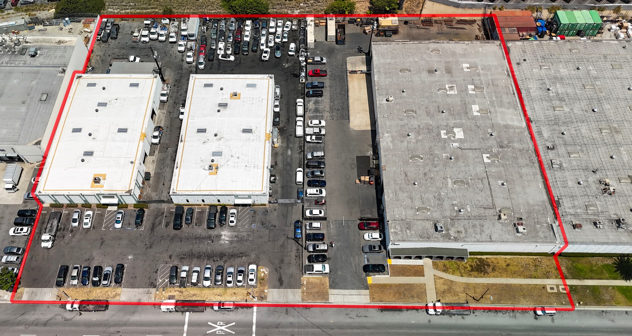 2059, 2107, 2121 E. Del Amo Blvd portfolio of 3 properties for sale on LoopNet.ca Building Photo- Image 1 of 3