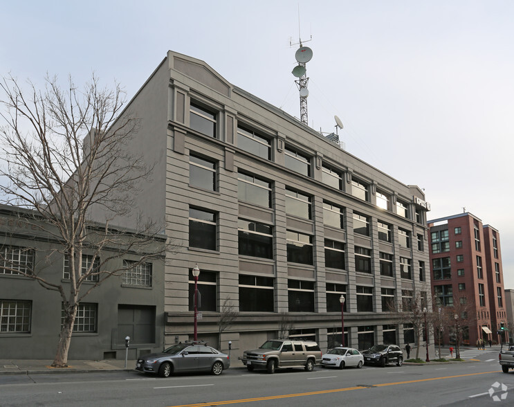 825-875 Battery St, San Francisco, CA à louer - Photo du bâtiment - Image 2 de 4