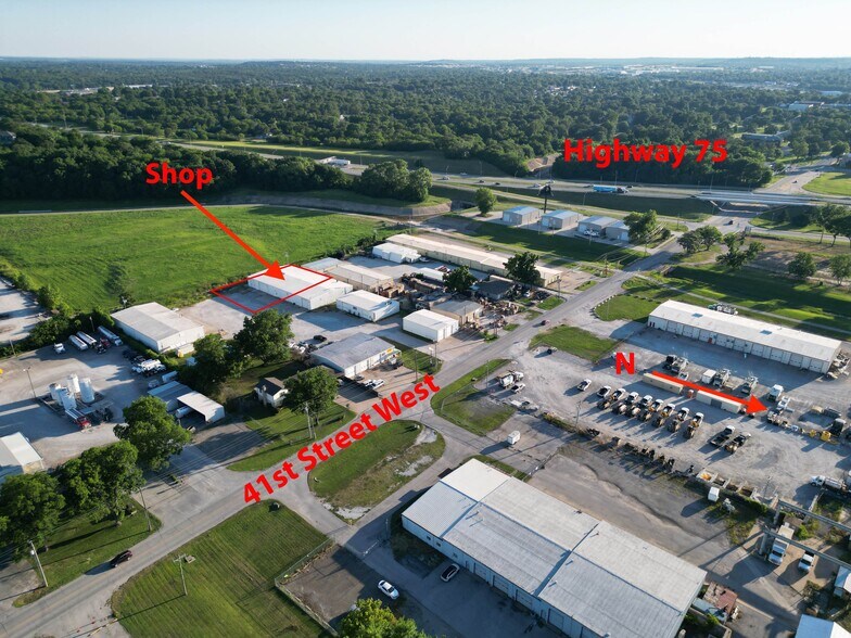 1120 W 41st St, Tulsa, OK à louer - Photo du bâtiment - Image 2 de 15