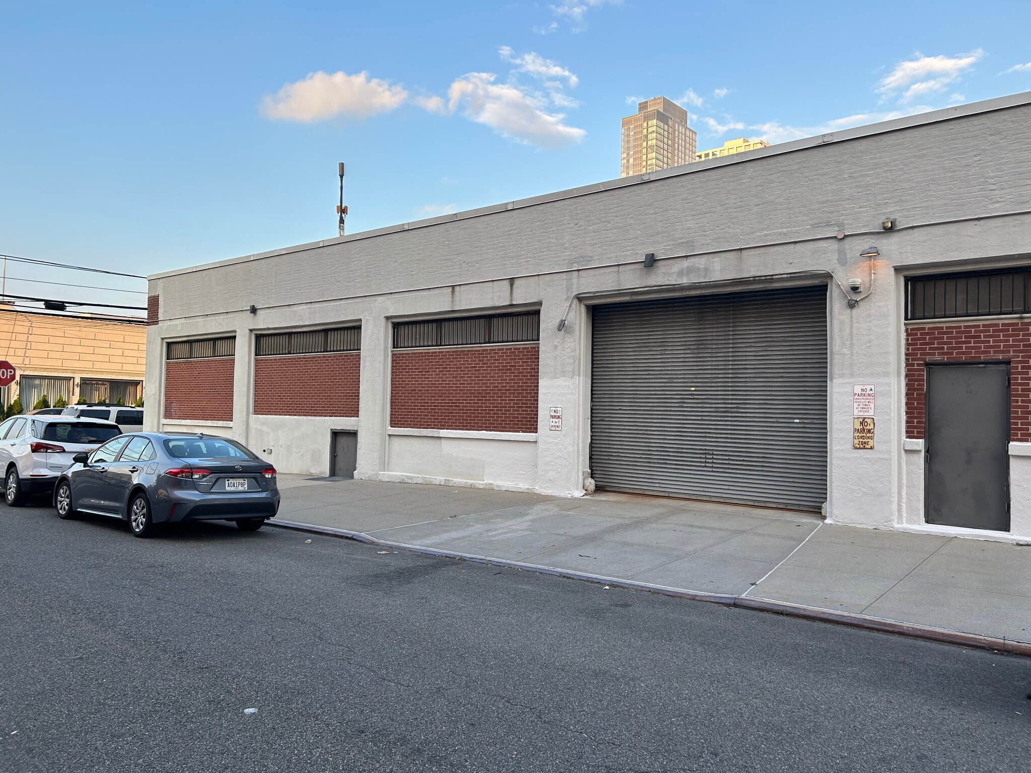 1306 43rd Ave, Long Island City, NY for lease Building Photo- Image 1 of 8
