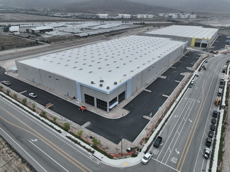 1 Via De La Amistad Rd, San Diego, CA for lease - Primary Photo - Image 2 of 12