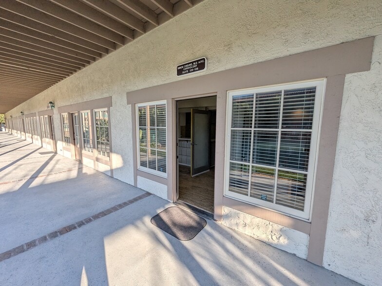 17220 newhope St, Fountain Valley, CA for lease - Building Photo - Image 2 of 91