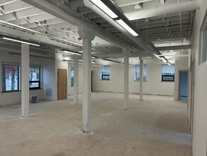 1035 Cambridge St, Cambridge, MA for lease Interior Photo- Image 2 of 4