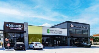 Plus de détails pour 9717 Jones Rd, Houston, TX - Commerce de détail à louer