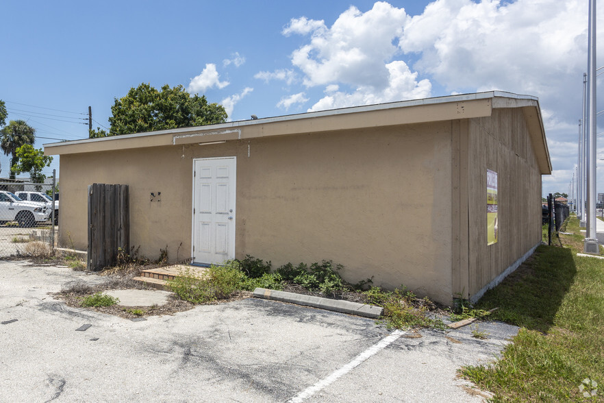 320 Us Highway 41 Byp S, Venice, FL for lease - Building Photo - Image 1 of 8