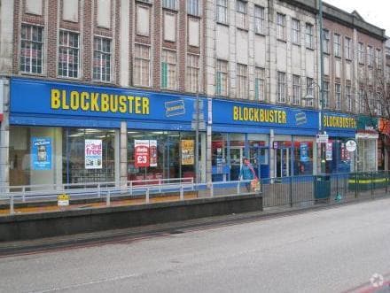 138 The Broadway, Surbiton for sale - Building Photo - Image 2 of 6