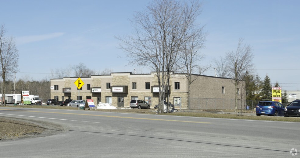 3661-3701 de la Cité-des-Jeunes, Vaudreuil-dorion, QC for sale - Primary Photo - Image 1 of 1