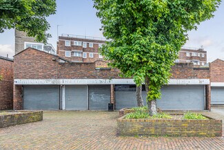 Plus de détails pour 3A Brayford Sq, Londres - Commerce de détail à louer