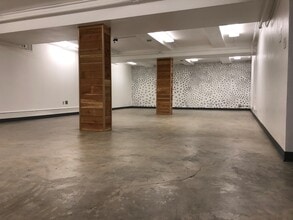 3901 SE Naef Rd, Portland, OR for lease Interior Photo- Image 1 of 12