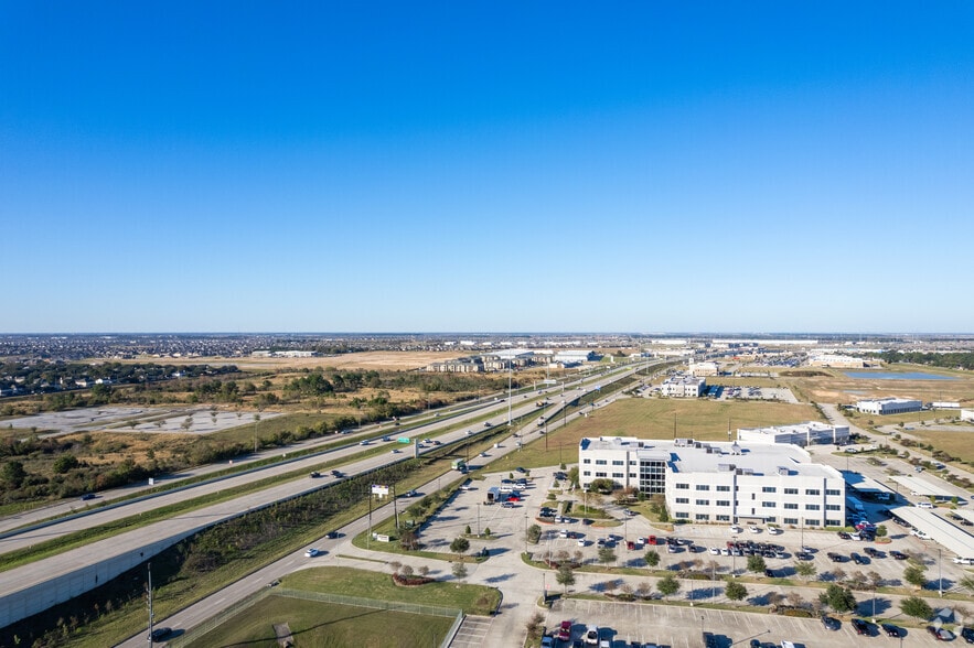 2002 W Grand Pky N, Katy, TX for lease - Aerial - Image 3 of 7