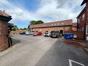 Main St, York for lease Building Photo- Image 1 of 18