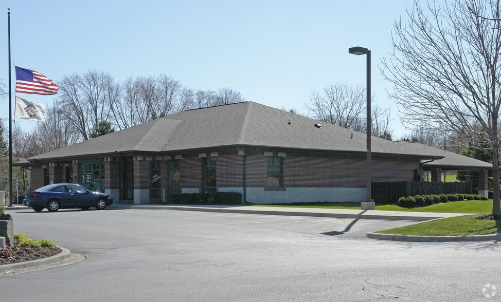 170 N Il-31, Crystal Lake, IL for lease - Primary Photo - Image 2 of 8