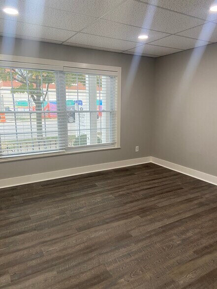 225 E Liberty St, Medina, OH à louer - Photo intérieure - Image 3 de 26
