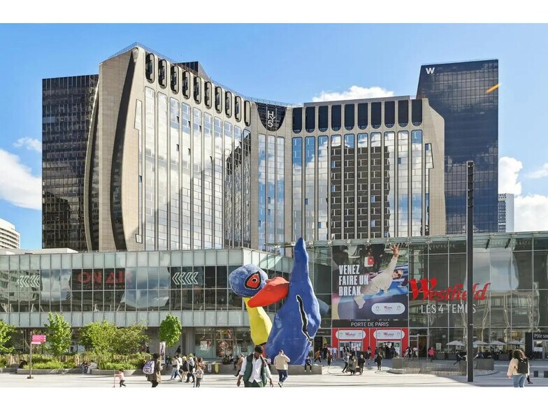 1 Avenue Du Général De Gaulle, Puteaux à louer - Photo du bâtiment - Image 1 de 21