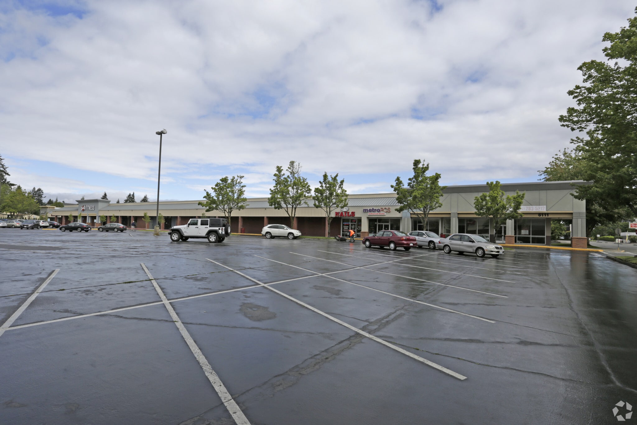 10330-10420 59th Ave SW, Lakewood, WA for lease Building Photo- Image 1 of 10