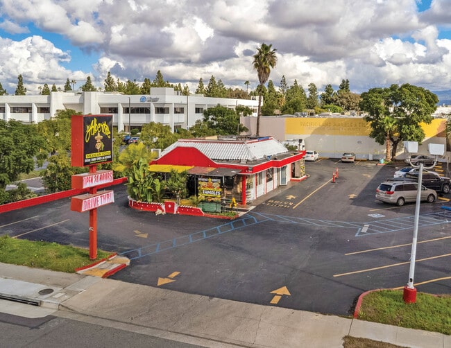 Plus de détails pour 1258 S State College Blvd, Anaheim, CA - Commerce de détail à vendre