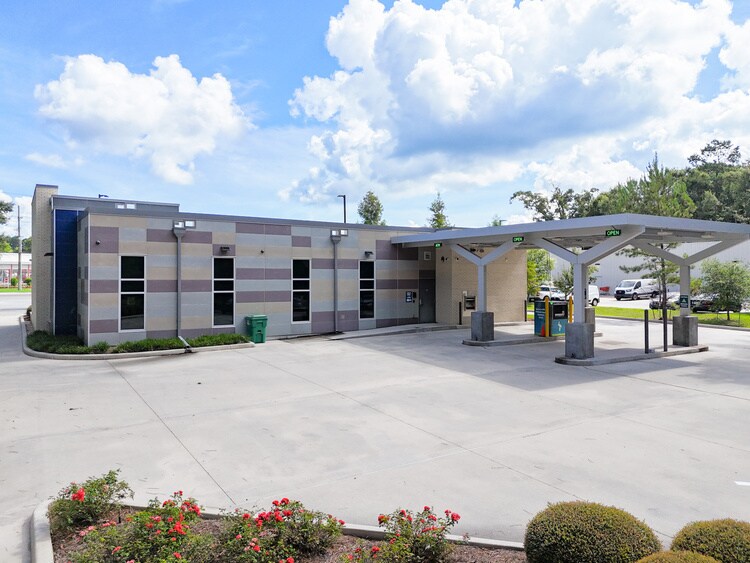 2175 Gause Blvd E, Slidell, LA à vendre - Photo principale - Image 1 de 12