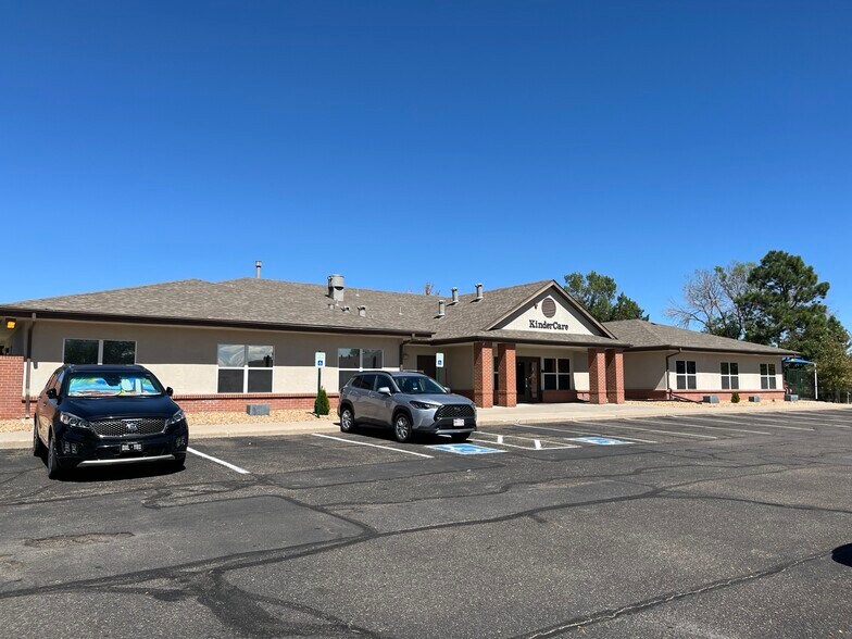 4200 E 128th Ave, Thornton, CO à vendre - Photo du bâtiment - Image 2 de 13