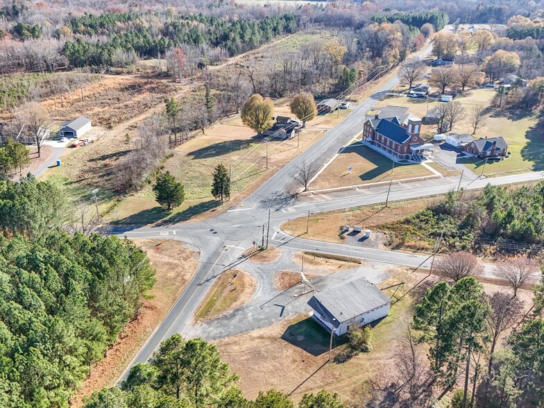 37221 Barnhardt Road, Albemarle, NC à vendre - Photo du b timent - Image 2 de 14