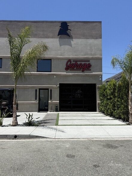 3075 California St, Burbank, CA for lease - Building Photo - Image 2 of 12