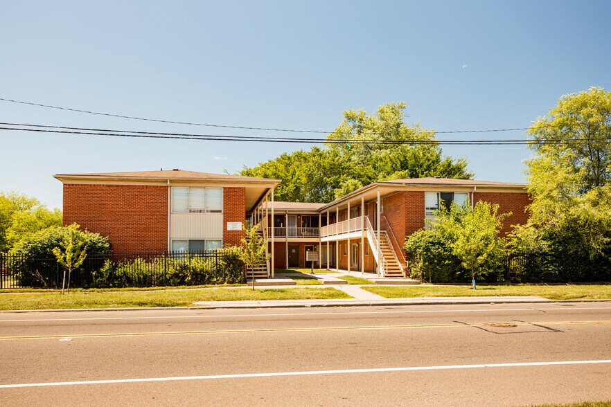 9455 Chalmers St, Detroit, MI à vendre - Photo du bâtiment - Image 3 de 3