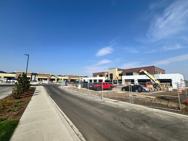 16745 71 NW st, Edmonton, AB à louer - Photo de construction - Image 3 de 4