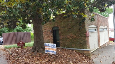 1122 Brookstown Ave, Winston-Salem, NC for lease Interior Photo- Image 2 of 3