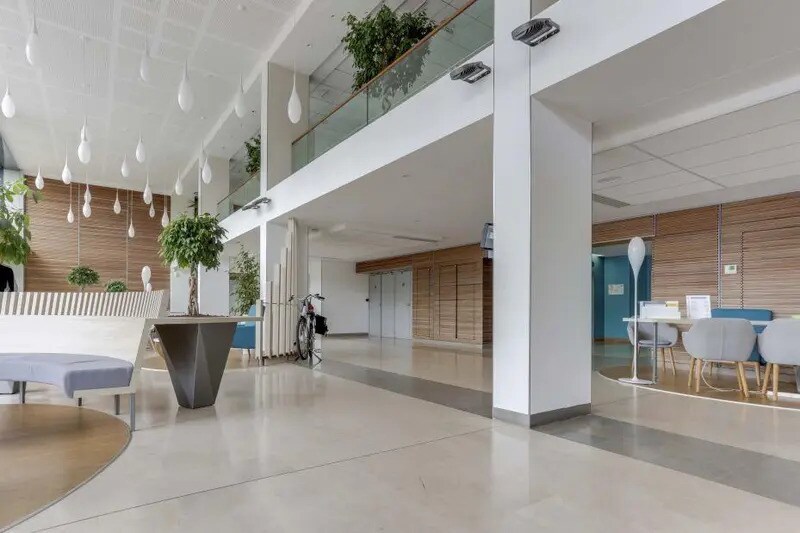 Office in Saint-Denis for lease - Interior Photo - Image 2 of 8