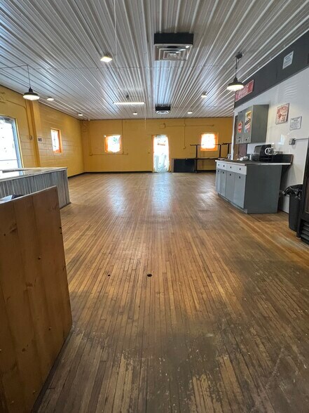 720 S Broadway St, Greensburg, IN à vendre - Photo du bâtiment - Image 3 de 20