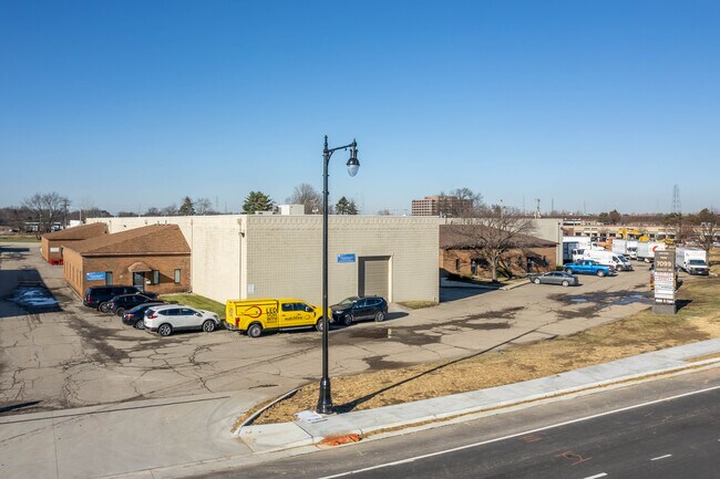 Plus de détails pour 7099 Huntley Rd, Columbus, OH - Industriel à louer