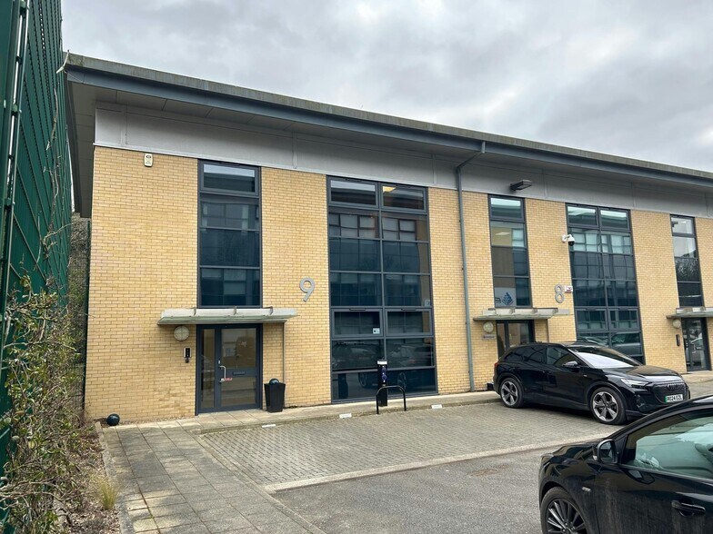 9 Queens Square, Ascot Business Park, Sunninghill à louer - Photo du bâtiment - Image 3 de 9
